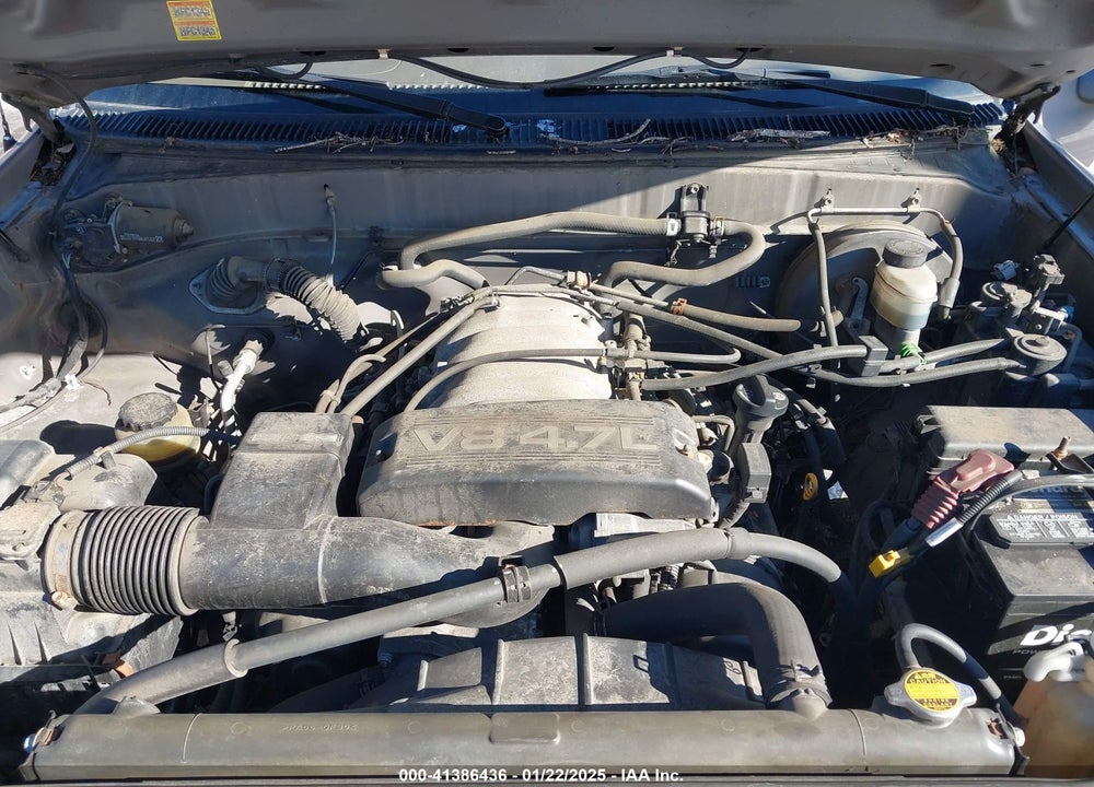 2000 TOYOTA TUNDRA SR5 V8 VIN: 5TBKT4410YS073932