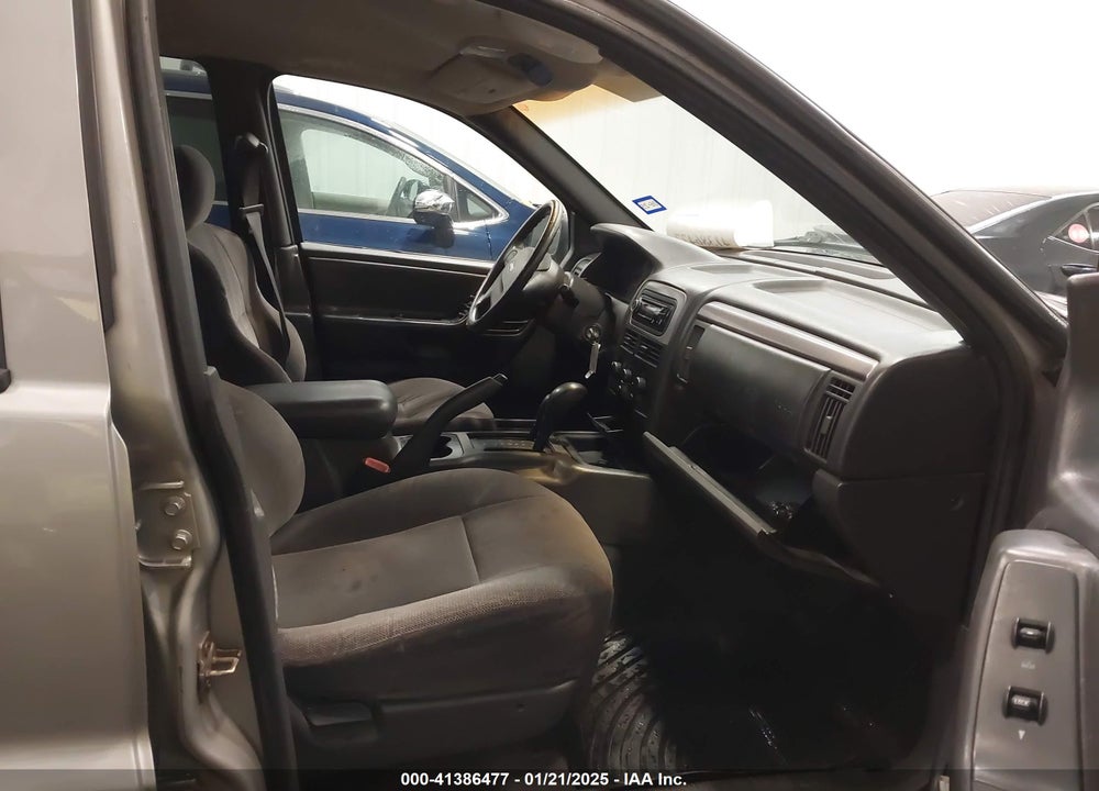 2001 JEEP GRAND CHEROKEE LAREDO VIN: 1J4GW48S01C573873