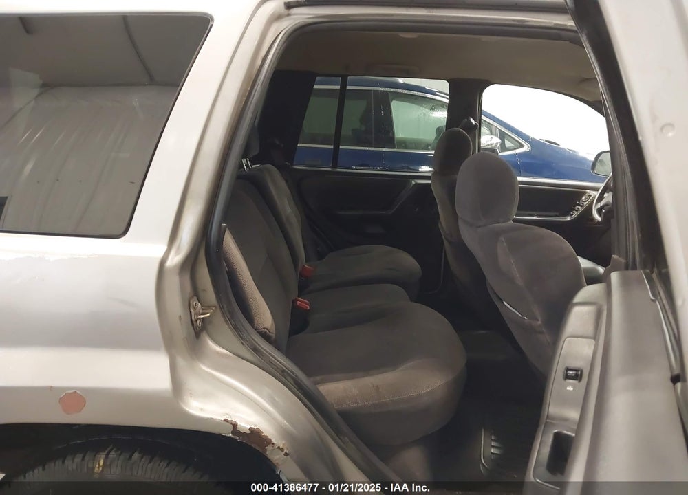 2001 JEEP GRAND CHEROKEE LAREDO VIN: 1J4GW48S01C573873