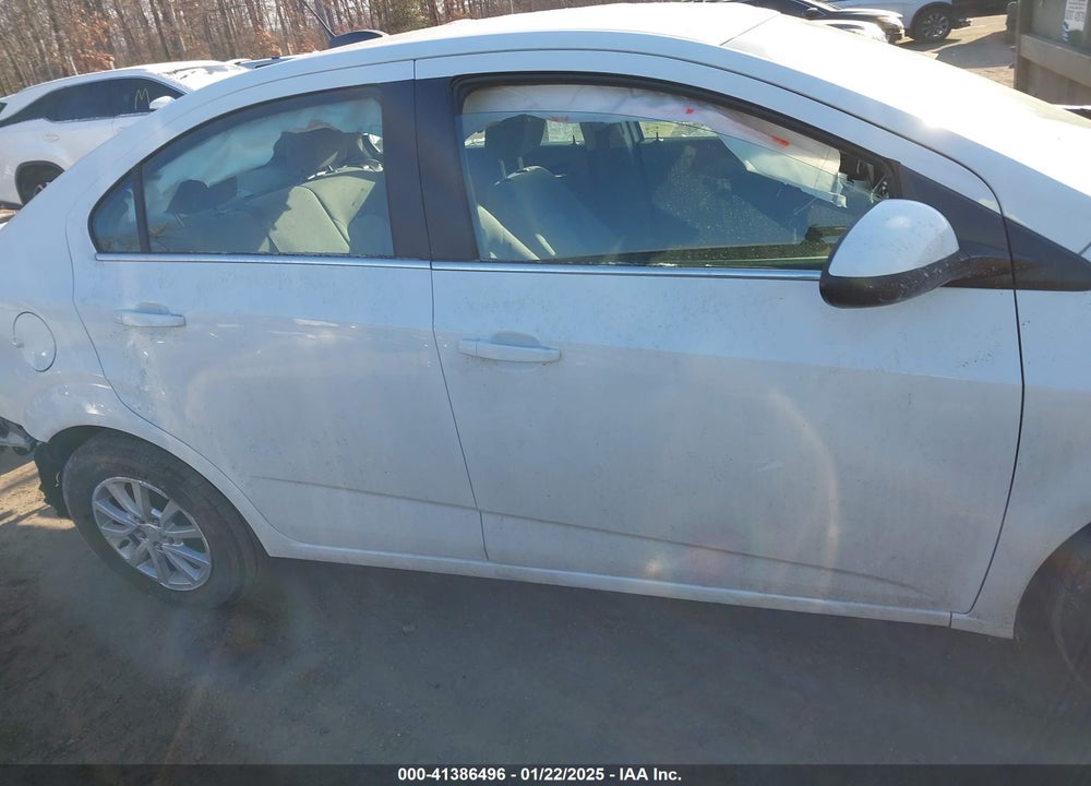 2018 CHEVROLET SONIC VIN: 1G1JD5SH4J4138765