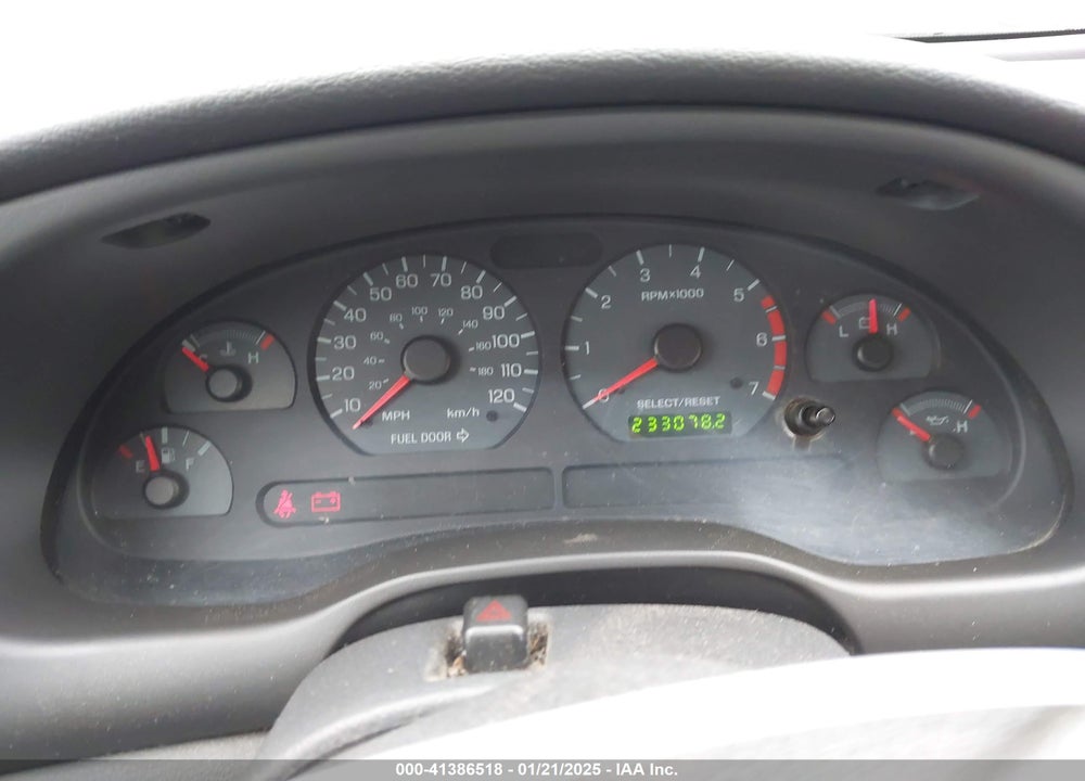 2002 FORD MUSTANG VIN: 1FAFP40452F233524