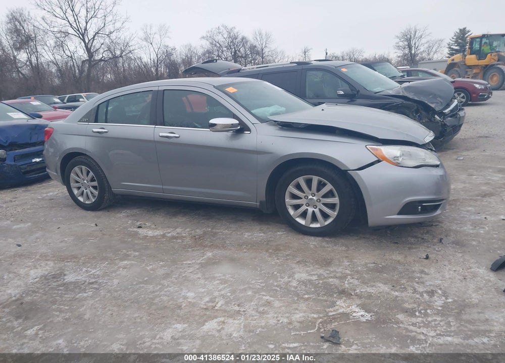 2014 CHRYSLER 200 VIN: 1C3CCBCG5EN135028