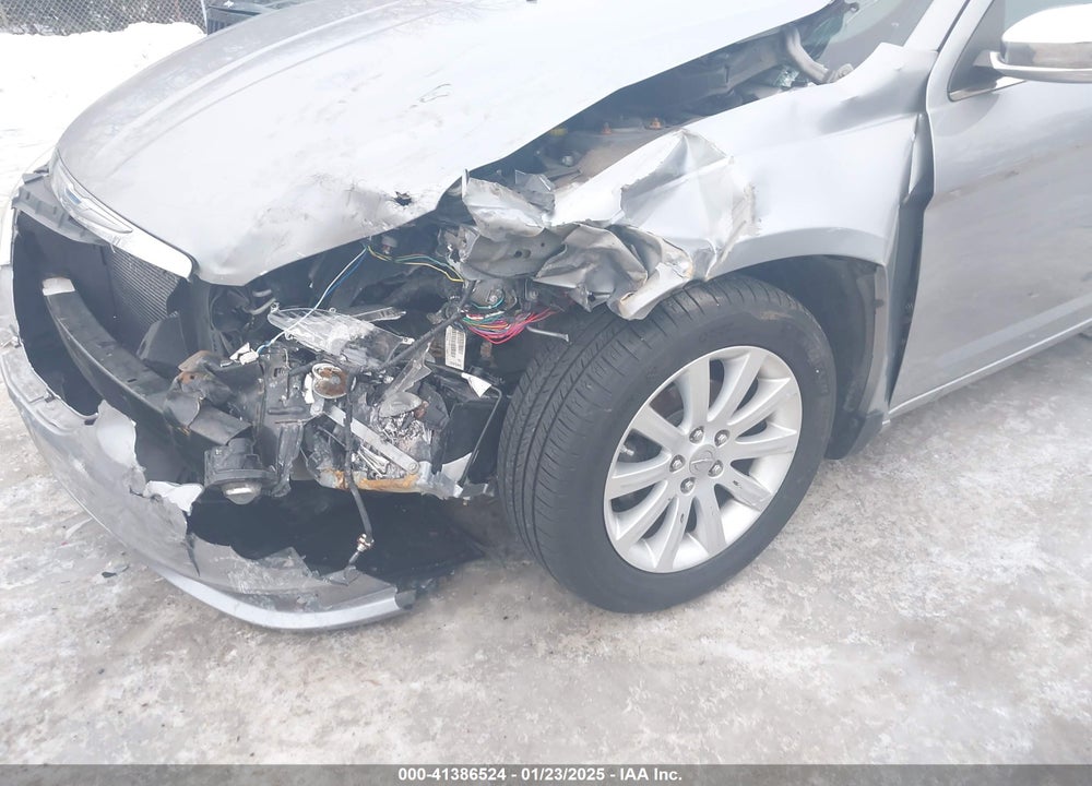 2014 CHRYSLER 200 VIN: 1C3CCBCG5EN135028