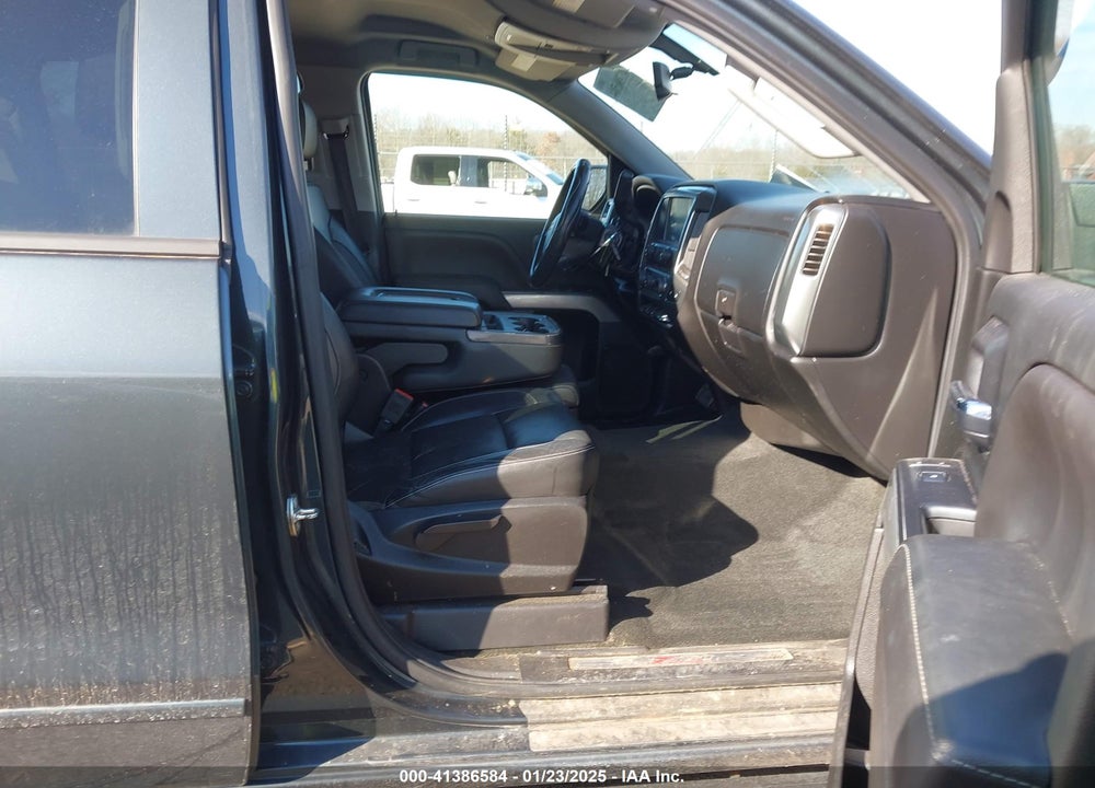 2018 CHEVROLET SILVERADO VIN: 3GCUKREC2JG433643