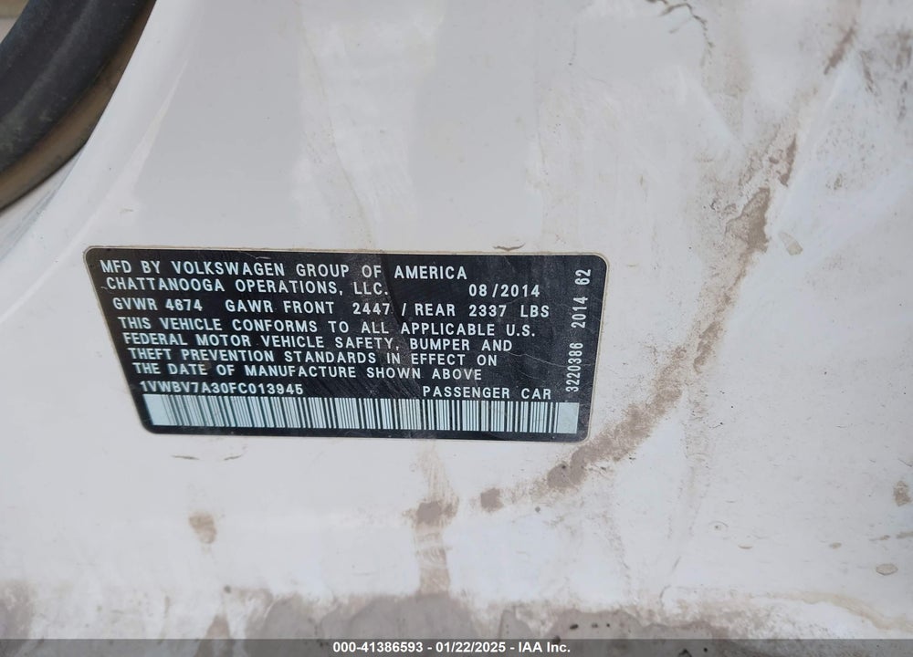 2015 VOLKSWAGEN PASSAT VIN: 1VWBV7A30FC013945