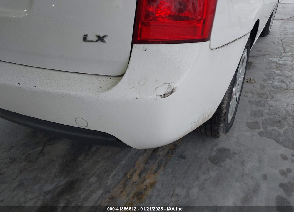 2009 KIA RONDO LX VIN: KNAFG528497257735