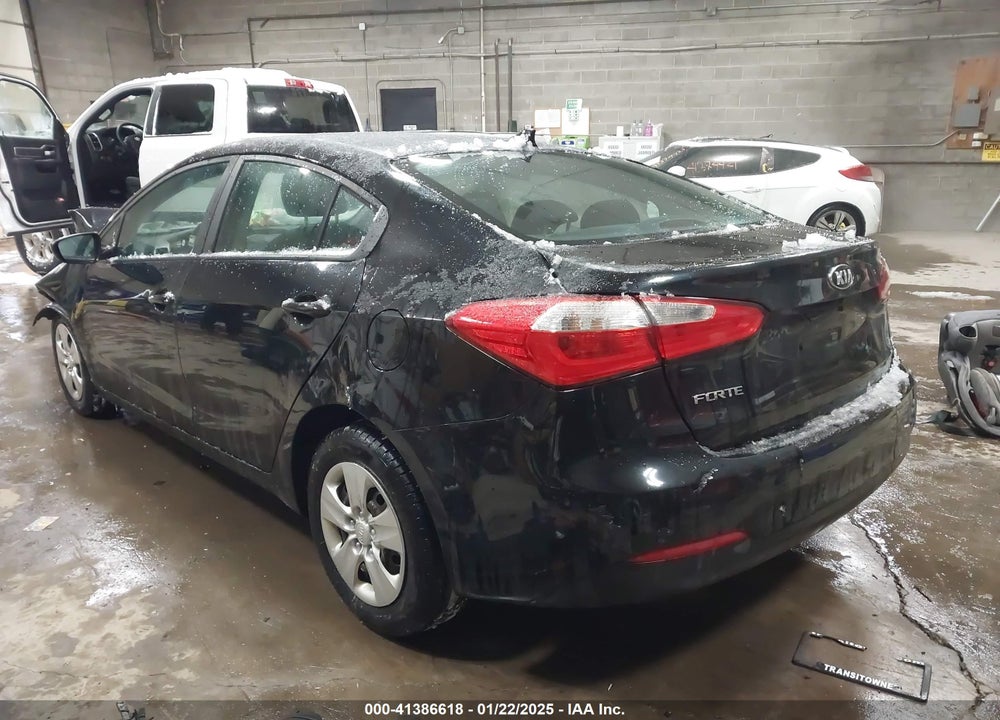 2016 KIA FORTE LX VIN: KNAFK4A63G5612797