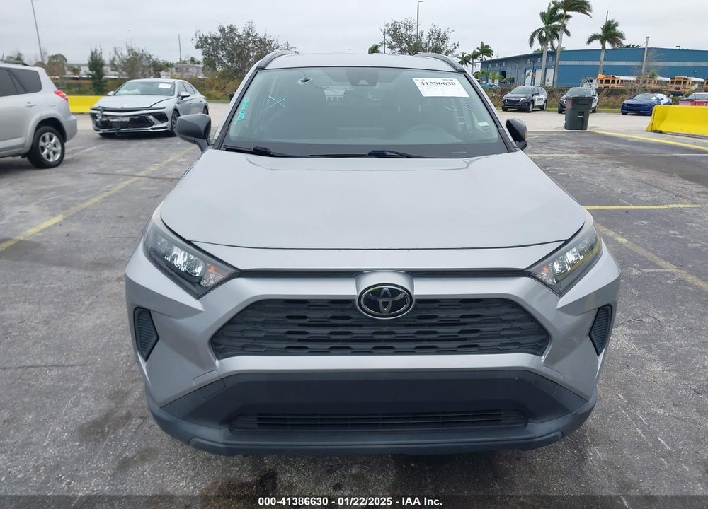 2019 TOYOTA RAV4 LE VIN: JTMH1RFV8KD036019