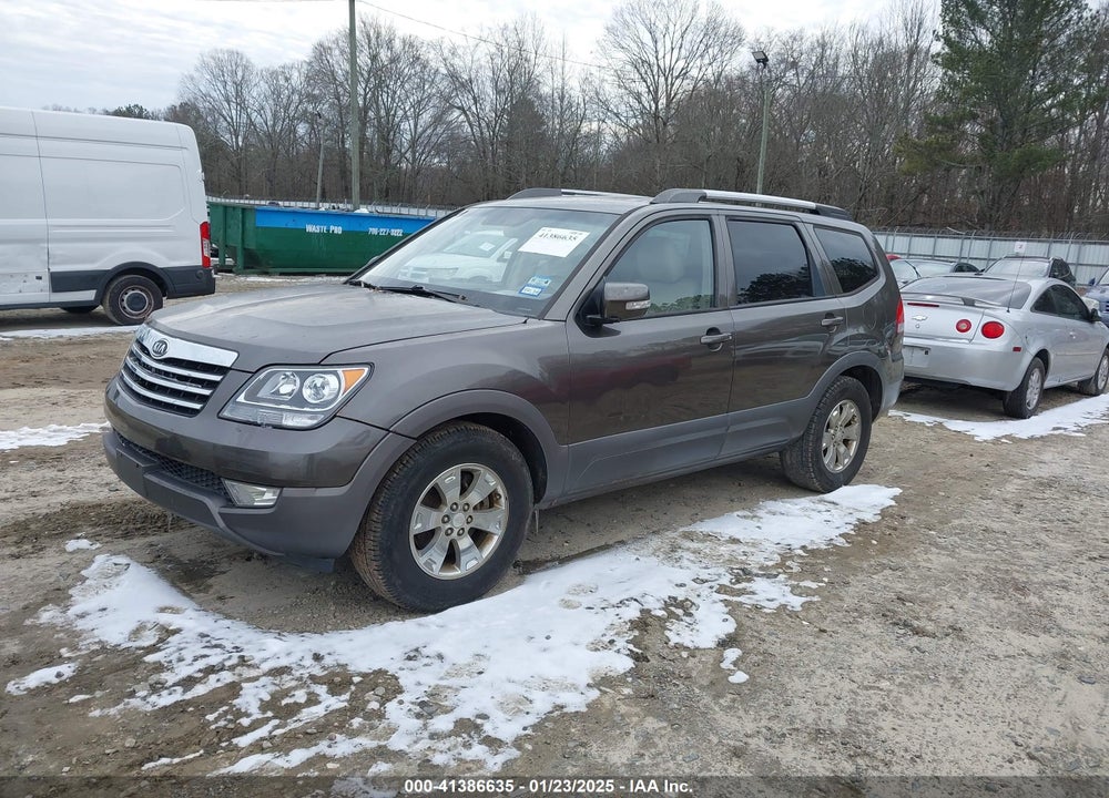 2009 KIA BORREGO EX V6 VIN: KNDJJ741685008440