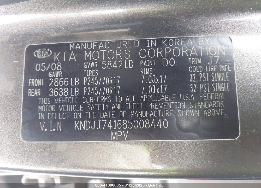 2009 KIA BORREGO EX V6 VIN: KNDJJ741685008440