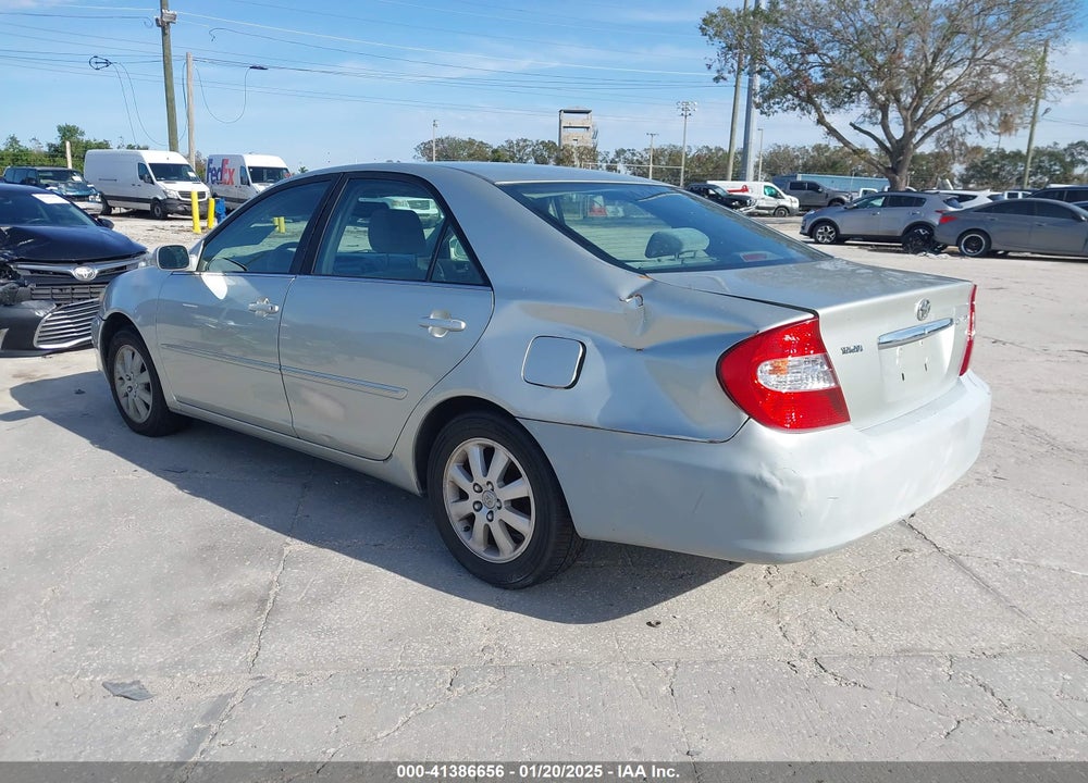 2002 TOYOTA CAMRY XLE VIN: JTDBE32K120046997
