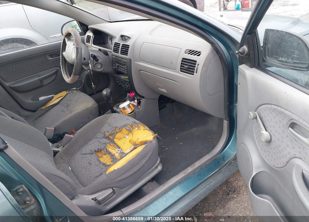 2003 KIA RIO VIN: KNADC125336231562
