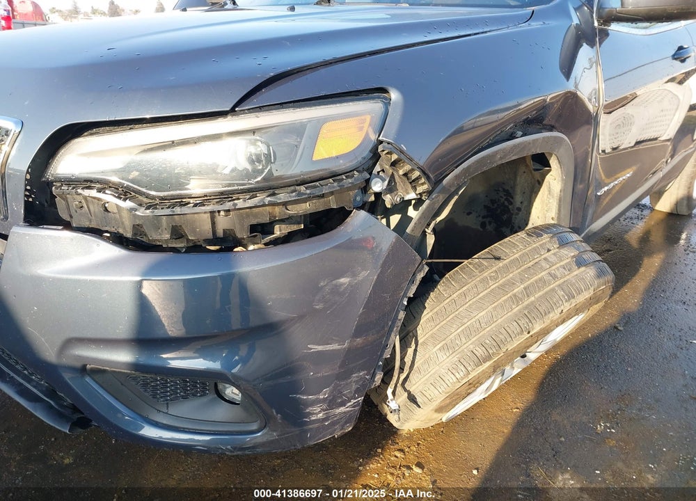 2019 JEEP CHEROKEE LATITUDE FWD VIN: 1C4PJLCB7KD396448