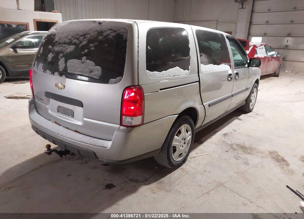 2008 CHEVROLET UPLANDER LS VIN: 1GNDV23138D162199
