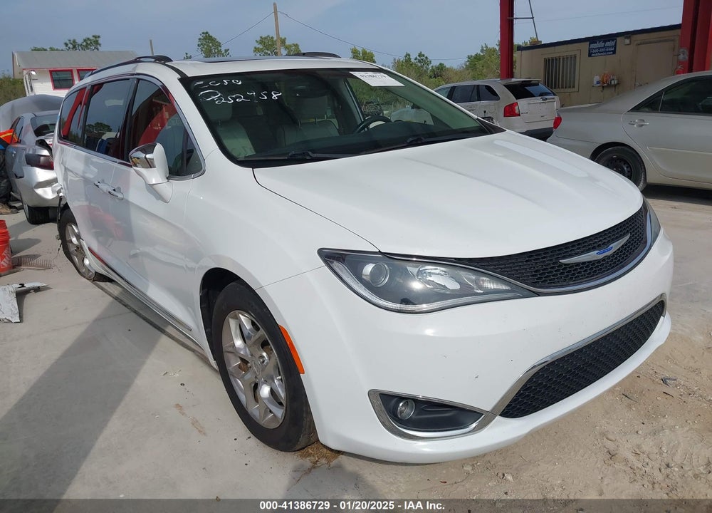 2019 CHRYSLER PACIFICA LIMITED VIN: 2C4RC1GG6KR552067