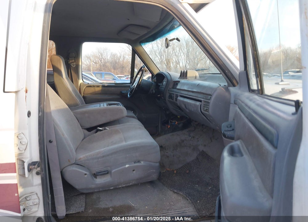 1997 FORD F-350 XL VIN: 1FTJW35F6VED06647