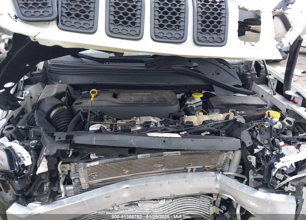 2019 JEEP CHEROKEE ALTITUDE FWD VIN: 1C4PJLLN4KD326237