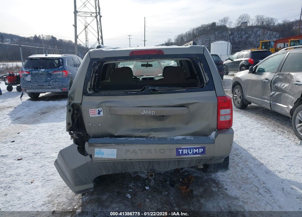 2008 JEEP PATRIOT SPORT VIN: 1J8FF28W68D572233