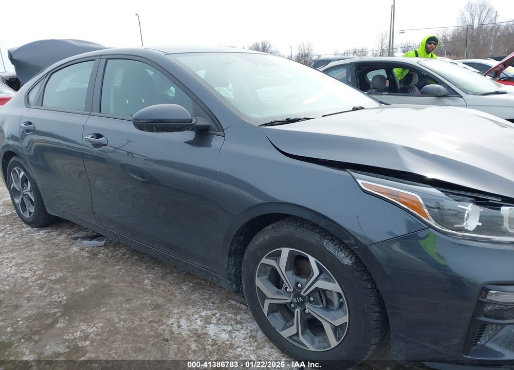 2019 KIA FORTE VIN: 3KPF24AD5KE135515