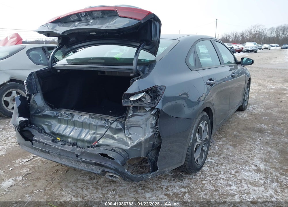 2019 KIA FORTE VIN: 3KPF24AD5KE135515
