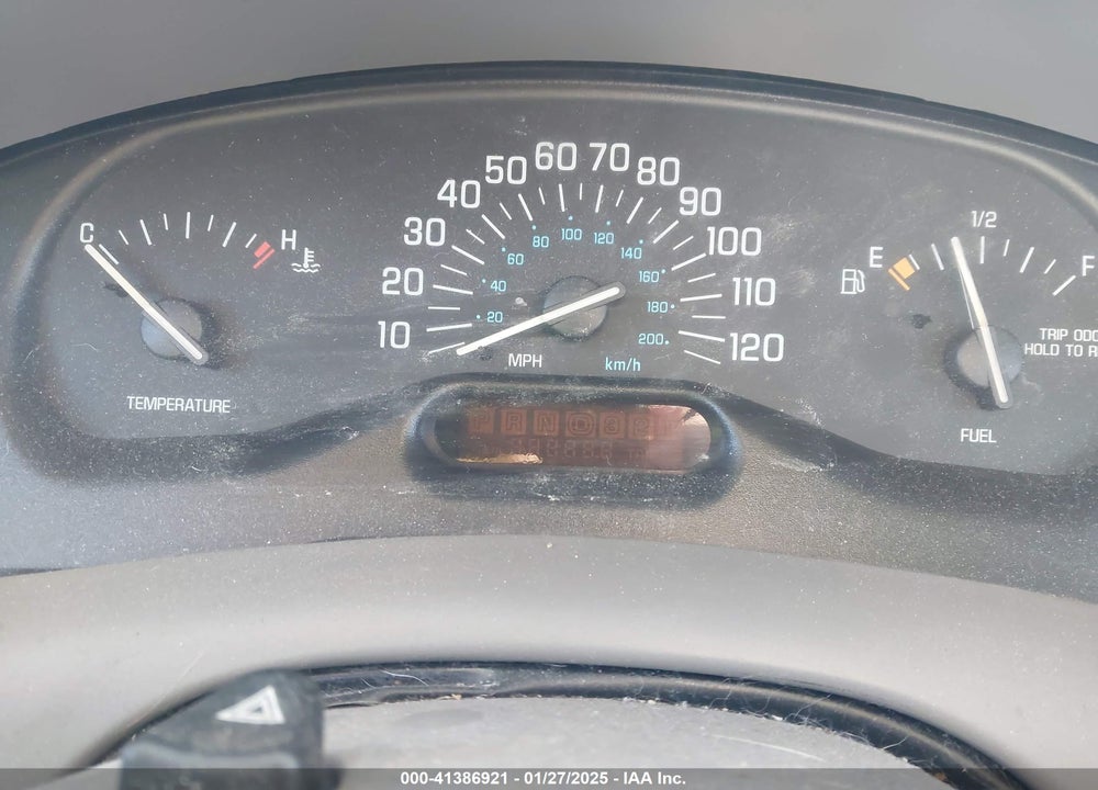 2001 BUICK CENTURY CUSTOM VIN: 2G4WS52J311203148