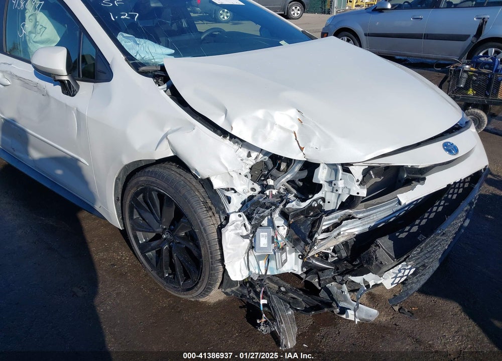 2024 TOYOTA COROLLA VIN: JTDBCMFE6R3041254