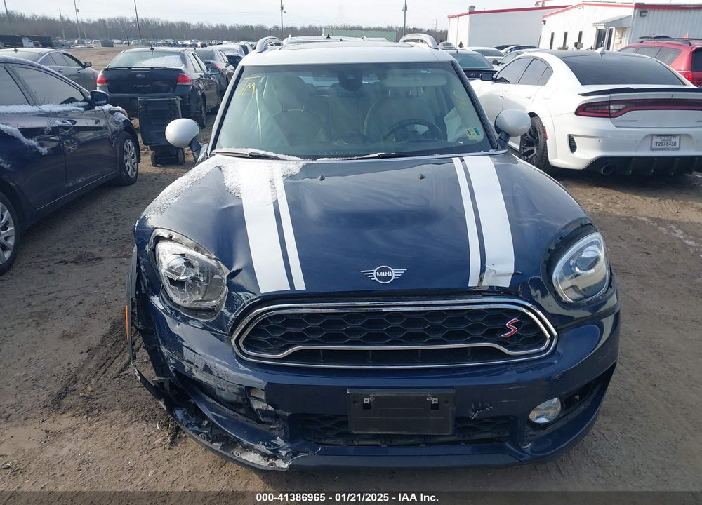 2019 MINI COUNTRYMAN COOPER S VIN: WMZYT5C59K3E64522