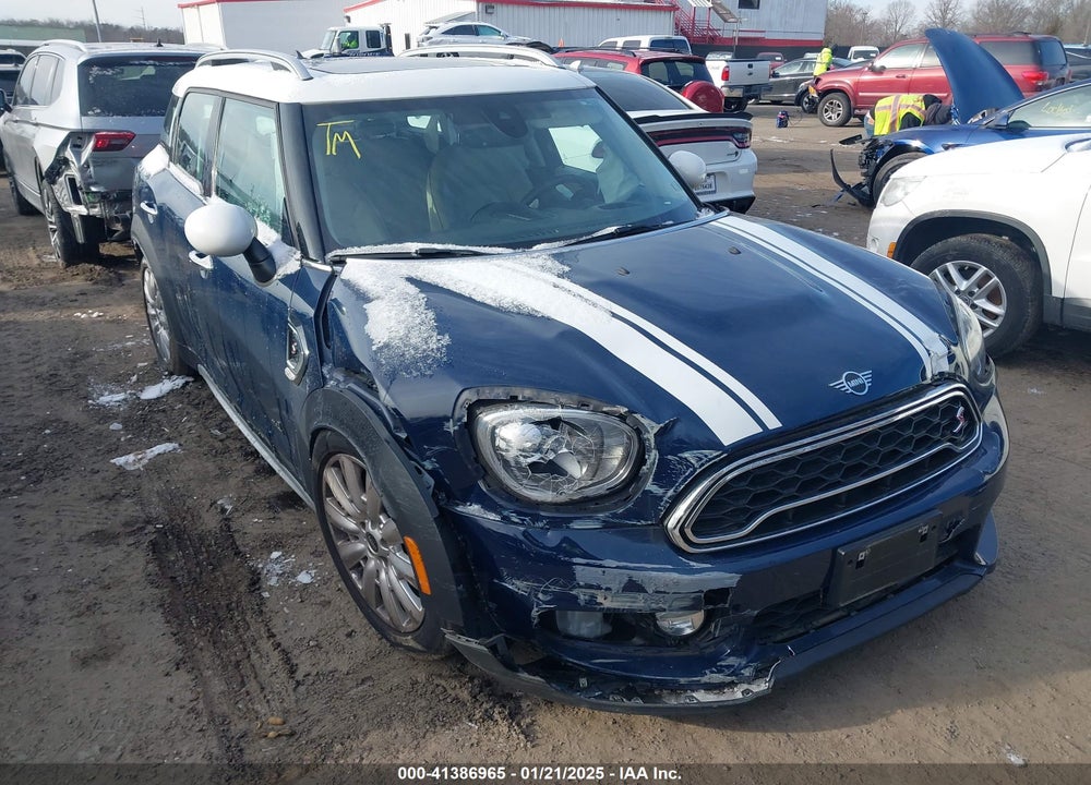 2019 MINI COUNTRYMAN COOPER S VIN: WMZYT5C59K3E64522