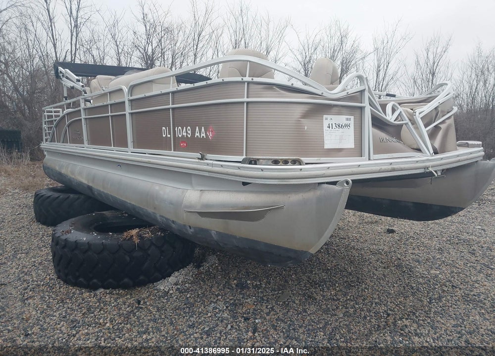 2012 BENNINGTON 2275GFS VIN: ETW79008A212