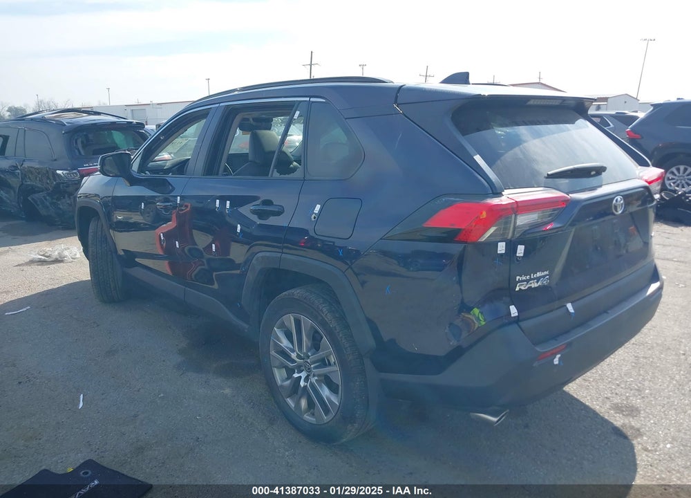 2022 TOYOTA RAV4 XLE PREMIUM VIN: 2T3C1RFV9NW224615