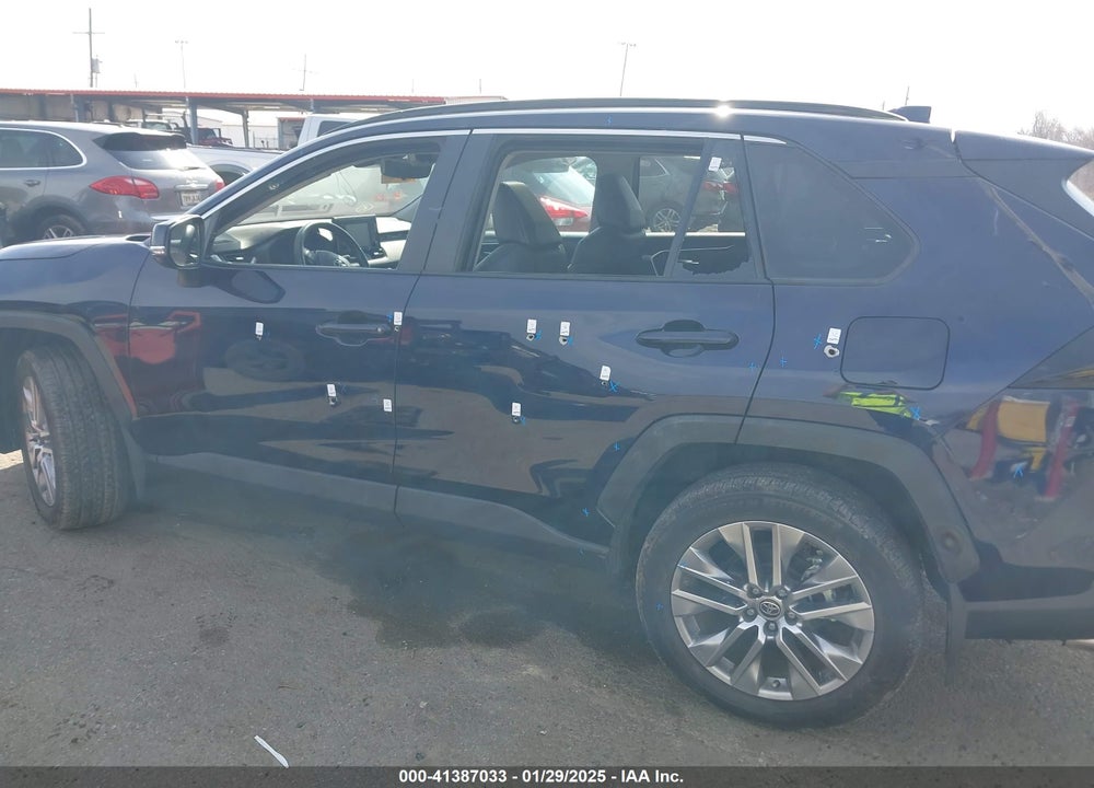2022 TOYOTA RAV4 XLE PREMIUM VIN: 2T3C1RFV9NW224615