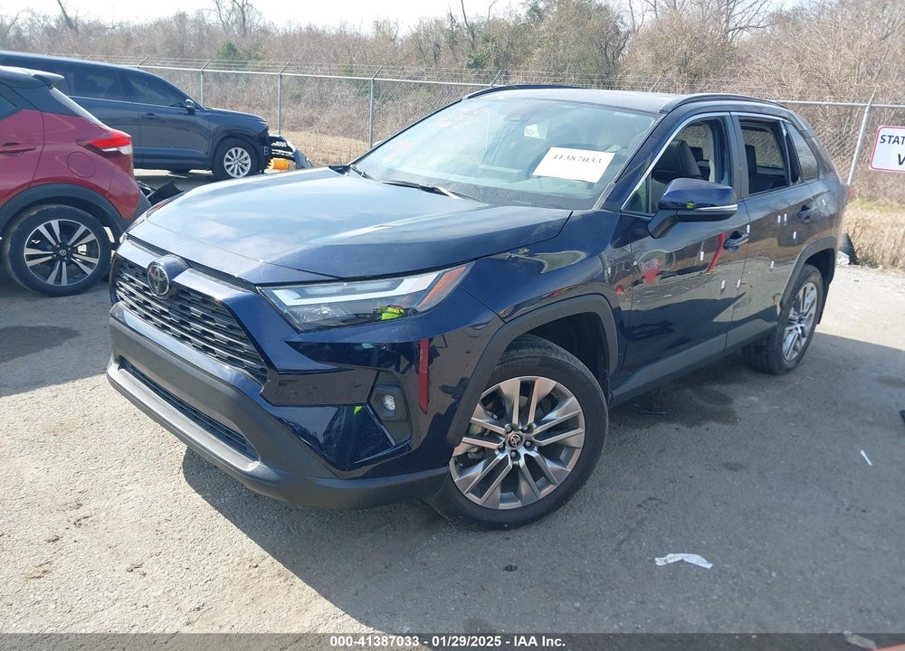 2022 TOYOTA RAV4 XLE PREMIUM VIN: 2T3C1RFV9NW224615