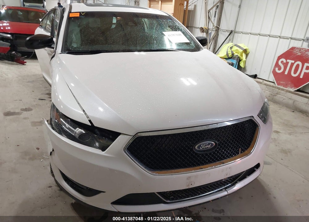 2018 FORD TAURUS VIN: 1FAHP2KT0JG103032