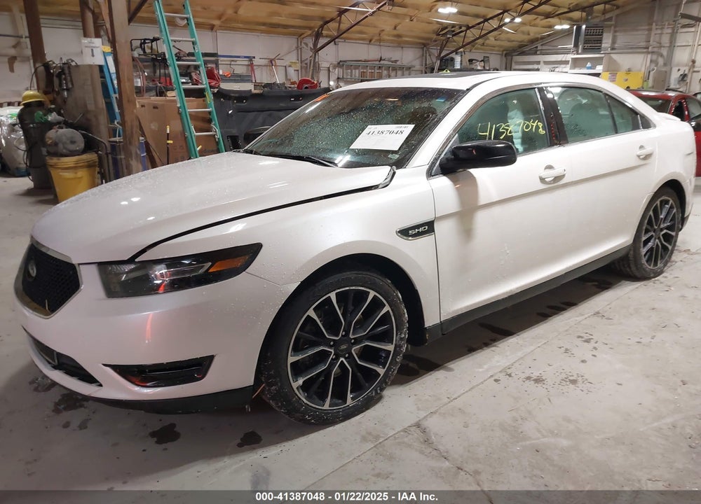 2018 FORD TAURUS VIN: 1FAHP2KT0JG103032