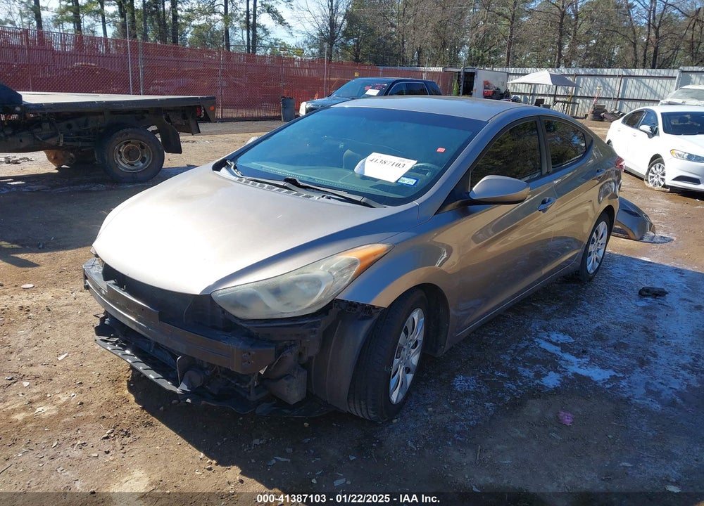2012 HYUNDAI ELANTRA VIN: 5NPDH4AE3CH091803