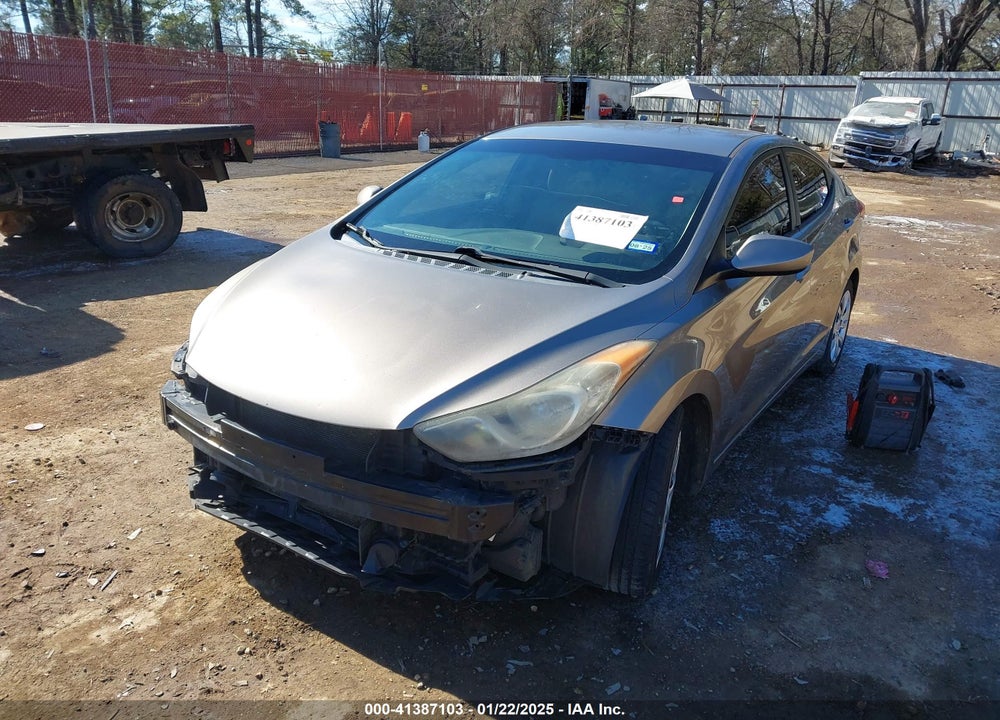 2012 HYUNDAI ELANTRA VIN: 5NPDH4AE3CH091803