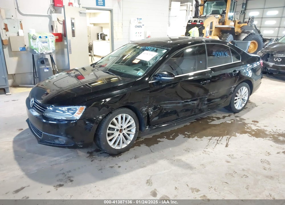 2013 VOLKSWAGEN JETTA VIN: 3VWLX7AJ1DM388042