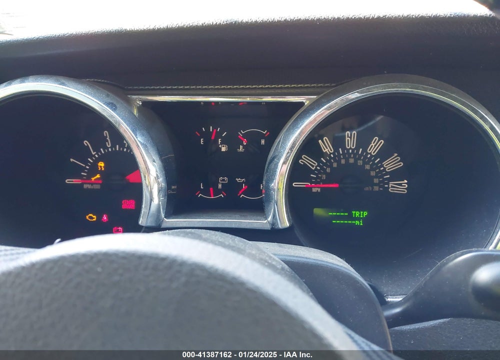 2008 FORD MUSTANG V6 DELUXE/V6 PREMIUM VIN: 1ZVHT80N085105069