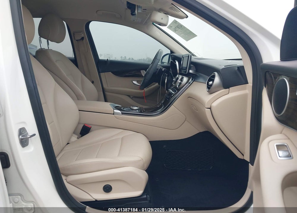 2019 MERCEDES-BENZ GLC 300 VIN: WDC0G4JB6KF587009