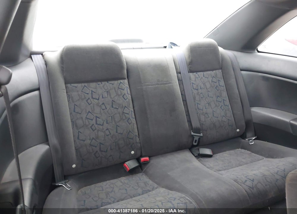 2002 HONDA CIVIC EX VIN: 1HGEM21972L028884