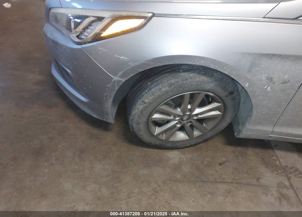 2016 HYUNDAI SONATA VIN: 5NPE24AF9GH326824