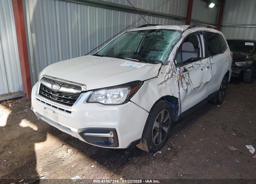 2018 SUBARU FORESTER 2.5I PREMIUM VIN: JF2SJAGC2JH593778