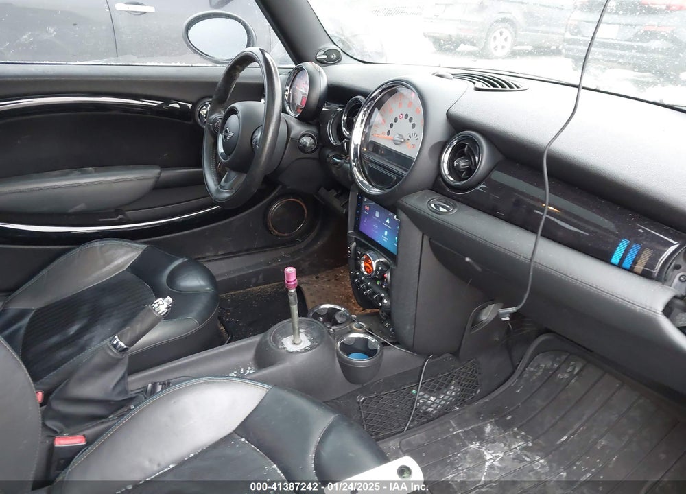 2013 MINI HARDTOP VIN: WMWSV3C55DT476085