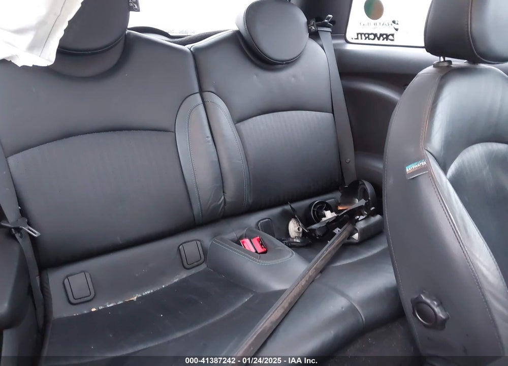 2013 MINI HARDTOP VIN: WMWSV3C55DT476085