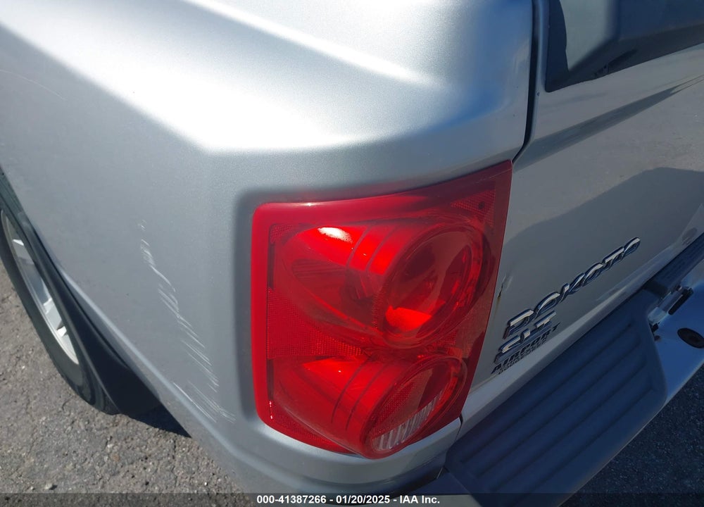 2008 DODGE DAKOTA SLT VIN: 1D7HE48K18S510428