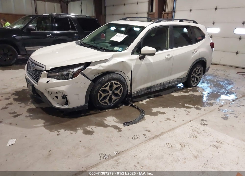 2019 SUBARU FORESTER PREMIUM VIN: JF2SKAEC8KH487143
