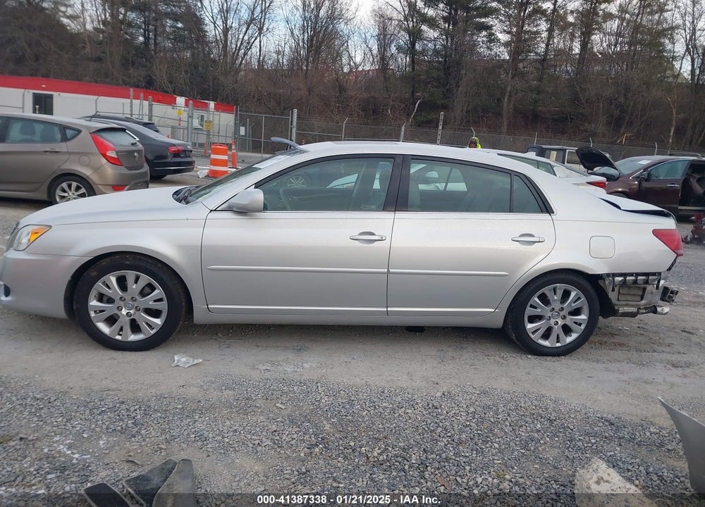 2009 TOYOTA AVALON VIN: 4T1BK36B69U329378
