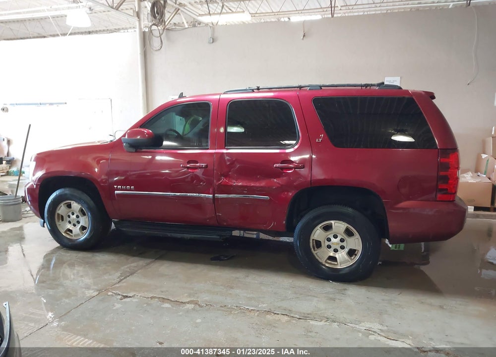 2011 CHEVROLET TAHOE VIN: 1GNSKBE03BR211447