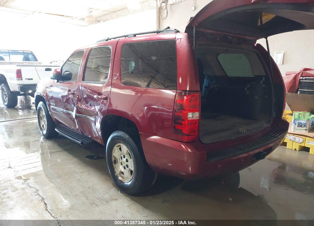 2011 CHEVROLET TAHOE VIN: 1GNSKBE03BR211447