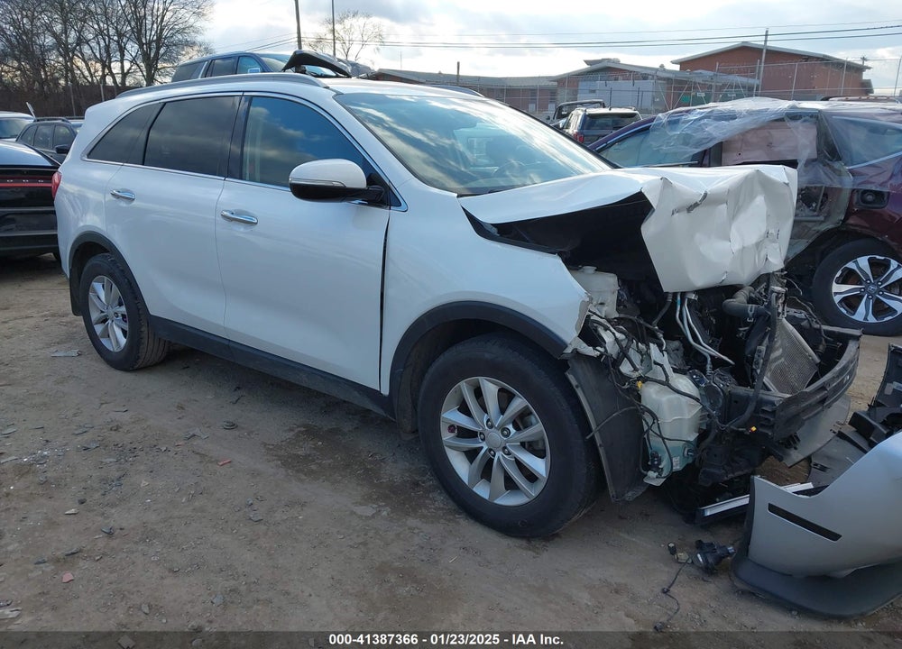 2016 KIA SORENTO 2.4L LX VIN: 5XYPG4A35GG013597